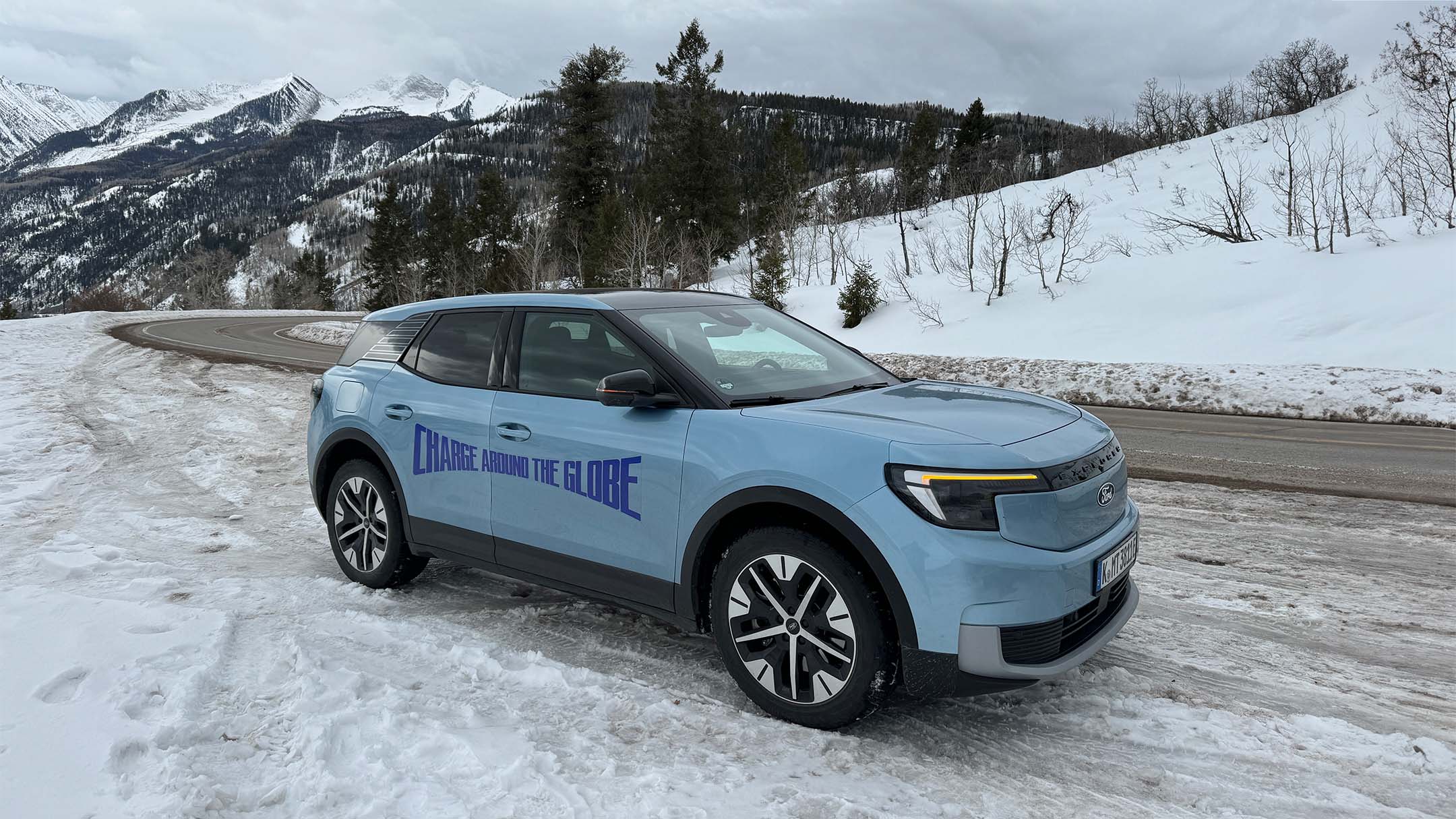 Recorriendo carreteras heladas a orillas del río Colorado y a través de las Montañas Rocosas
